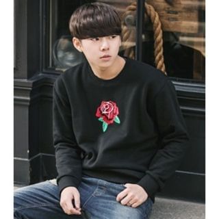 ABOKI Rosette-Embroidered Sweatshirt