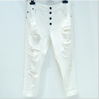 AIGIL Distressed Button Jeans