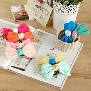 59 Seconds Set of 2: Bow-Accent Barrette Color Chosen at Random - One Size