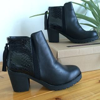 Edamame Panel Chunky Heel Short Boots