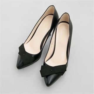 YOOM Bow-Accent Pumps