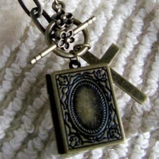 MyLittleThing Vintage Bible Locket Necklace
