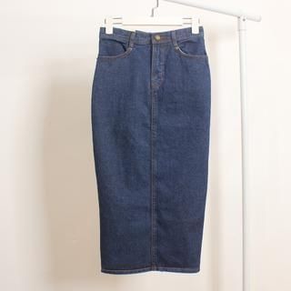 Momewear Slit-Back Denim Pencil-Cut Skirt