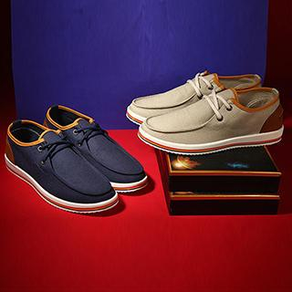 YAX Canvas Casual Shoes