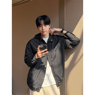 Hood Button Nylon Jacket