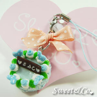 Sweet & Co. Sweet Ribbon Blue Rose Cake Cell Phone Strap