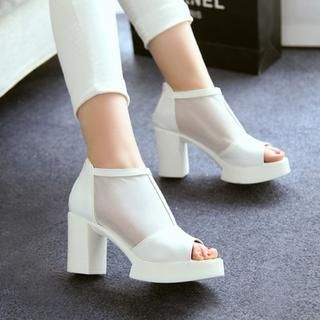 Pretty in Boots Mesh Chunky-heel Sandals