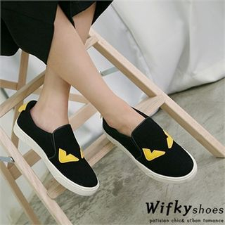 Wifky Platform Slip-Ons