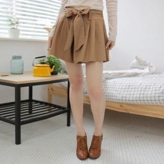 Pleated Shorts with Sash