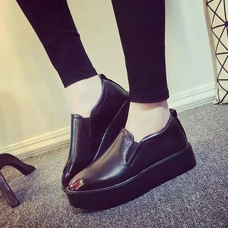 Chryse Platform Faux Leather Slip Ons