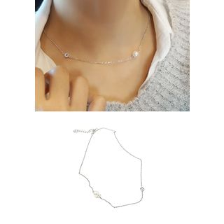 STYLEBYYAM Faux-Pearl Pendant Necklace
