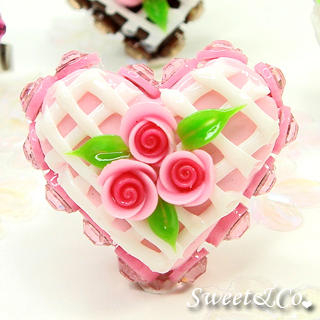 Sweet & Co. Mini Pink Cake Swarovski Crystal Cake Ring