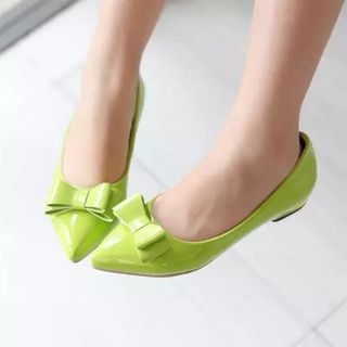 Pangmama Bow Accent Pointy Patent Flats