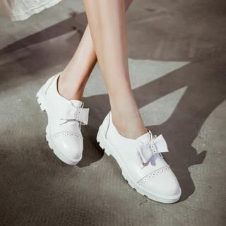 Pangmama Bow-Accent Platform Perforated Shoes