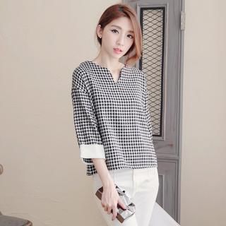 Tokyo Fashion 3/4-Sleeve Notched-Neck Houndstooth Top