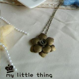 MyLittleThing Vintage Brass Flower Necklace