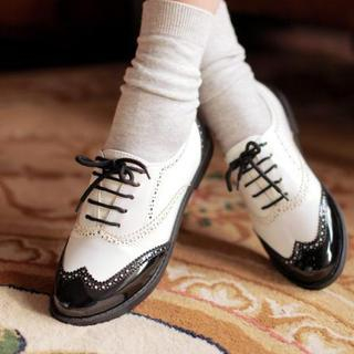 Pangmama Two-Tone Wingtip Patent Oxfords
