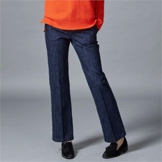 MAGJAY Straight-Cut Washed Jeans