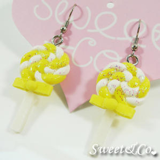 Sweet & Co. Sweet Yellow Candy Lollipop Glitter Earrings