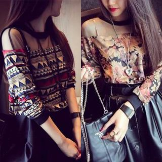 QZ Lady Sheer Yoke Print Pullover