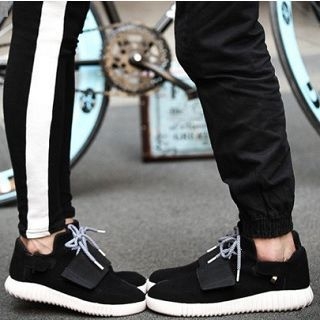 Chariot Lace-Up Sneakers