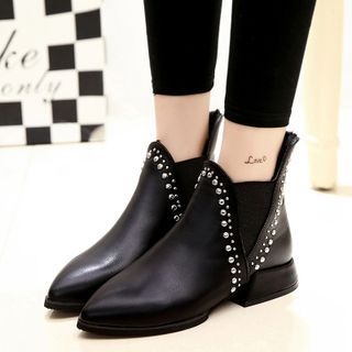 Amy Shoes Studded Pointy Short Boots