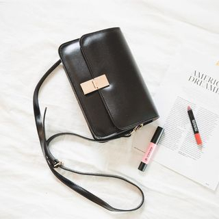 JUSTONE Flap Shoulder Bag