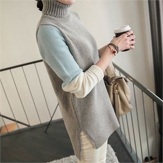 mayblue Turtle-Neck Contrast-Sleeve Knit Top