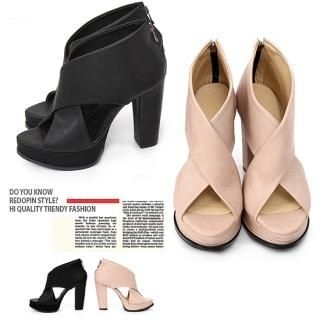 Cutout Cross Strap Pumps