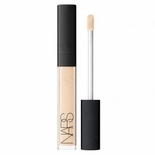 Radiant Creamy Concealer International Edition Chantilly 1 pc
