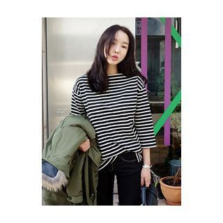 maybe-baby 3/4-Sleeve Striped T-Shirt