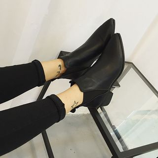 Davinci Pointy Ankle Boots