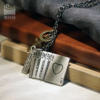 Zeno Play Card Necklace