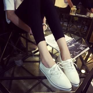 Chryse Pointy Flat Lace-up Shoes