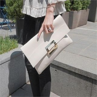LIPHOP Buckled Clutch