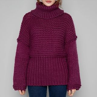 chuu Turtle-Neck Chunky-Knit Sweater