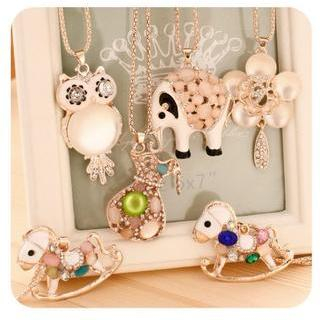 Momoi Cat's Eye Stone Necklace (8 Designs)