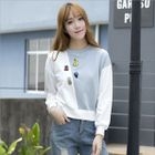 Embroidered Colour Block Sweatshirt от YesStyle.com INT Embroidered Colour Block Sweatshirt от YesStyle.com INT