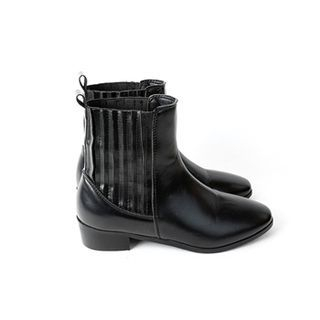 midnightCOCO Faux-Leather Ankle Boots