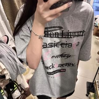 Short Sleeve Lettering Print Loose-Fit T-Shirt