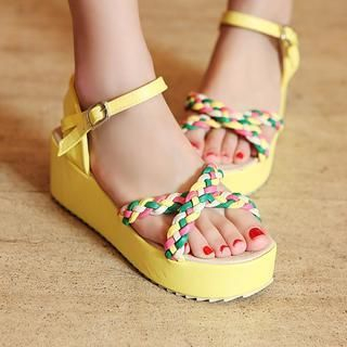 Charming Kicks Braid Strap Platform Sandals