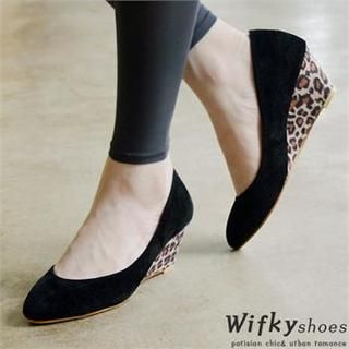 Wifky Leopard-Print Wedges