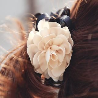 kitsch island Flower Corsage Hair Clamp