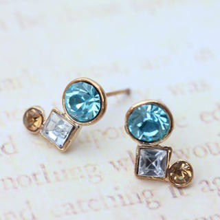 Fit-to-Kill Exquisite blue Diamond Earrings