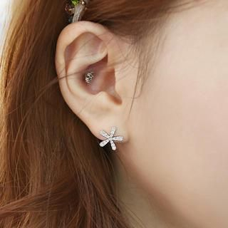 soo n soo Cubic Flower Earrings