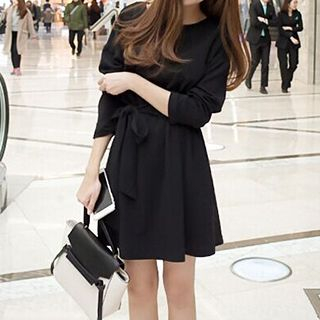 Jolly Club Long-Sleeve Tie-Waist Dress