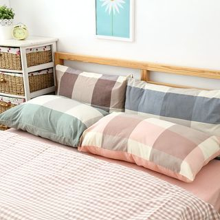 Lazy Corner Set of 2: Plaid Pillow Cover
