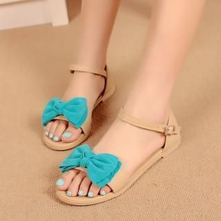 Pretty in Boots Bow Accent Flat Sandals