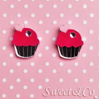 Sweet & Co. Sweet&Co. Mini Cupcake Stud Earrings Silver - One Size
