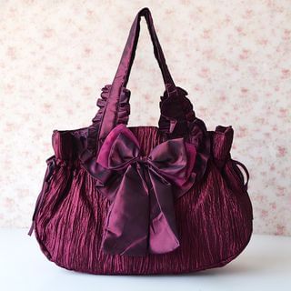 Lily Queen Bow Accent Tote